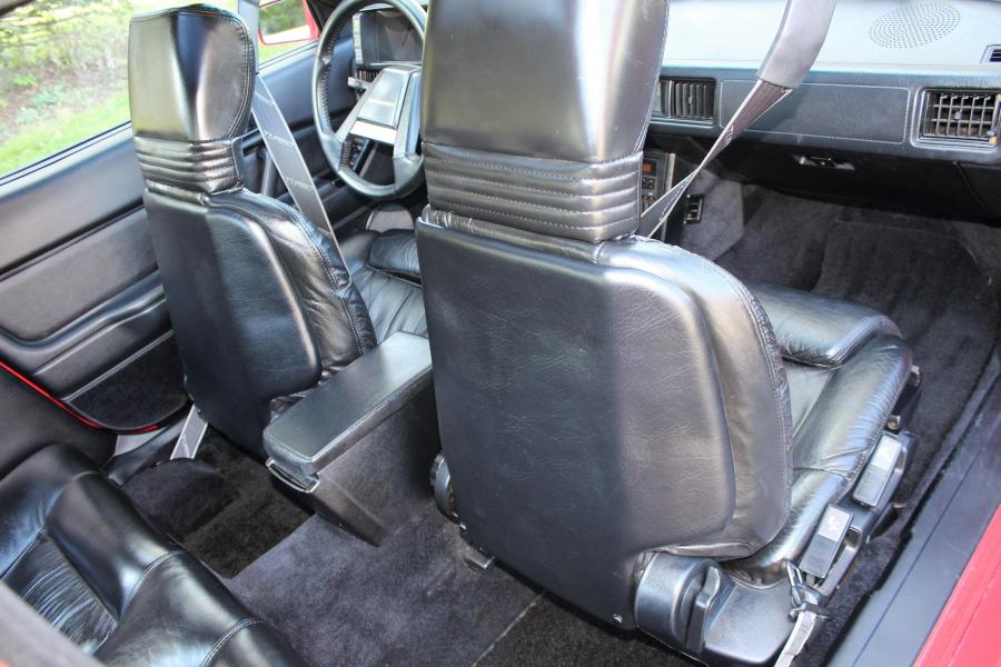 Интерьер Chrysler Conquest TSi 1987 года  (фото 63 из 137)